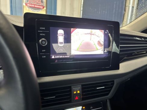 Used 2025 Volkswagen Jetta S image 19