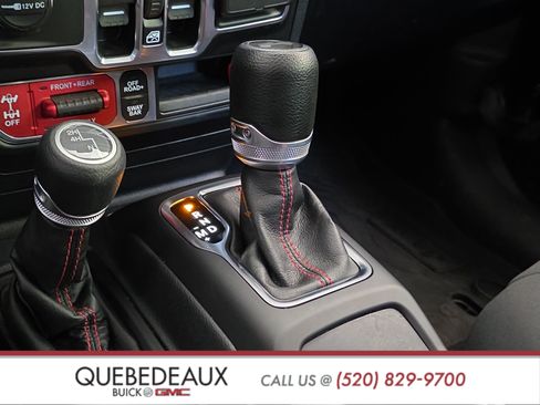 Used 2021 Jeep Wrangler Unlimited Rubicon AWD/4WD image 23