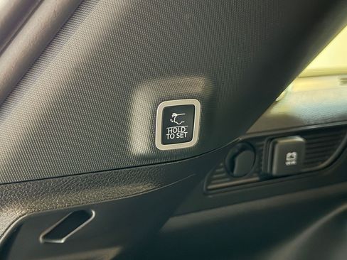Used 2023 Jeep Grand Cherokee Altitude AWD/4WD image 41