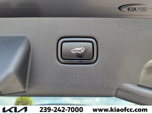 New 2026 Kia Sportage SX FWD image 11