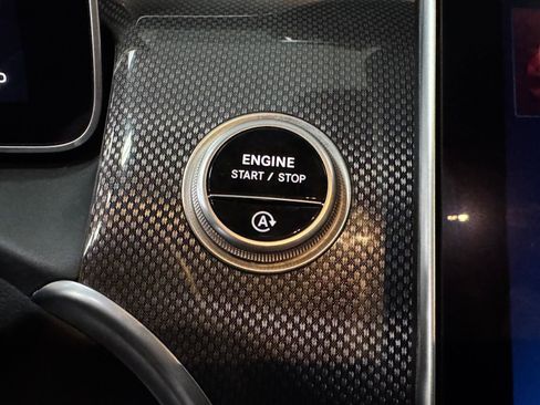 Certified 2024 Mercedes-Benz GLC 300 image 29