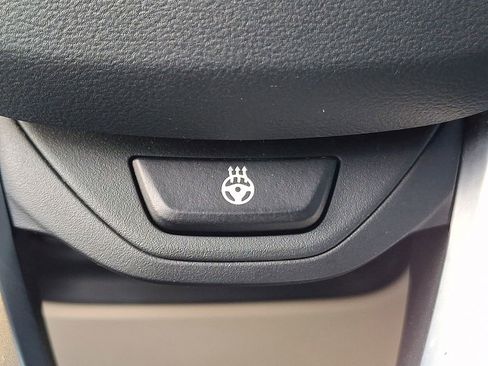 Certified 2022 BMW X3 xDrive30i w/ Convenience Package image 17