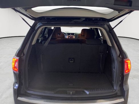 Used 2014 GMC Acadia SLE FWD image 23