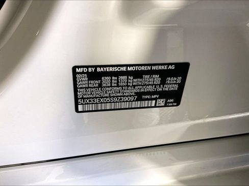 Used 2025 BMW X6 xDrive40i w/ Climate Comfort Package AWD/4WD image 43