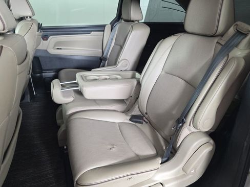 Used 2023 Honda Odyssey Elite image 29
