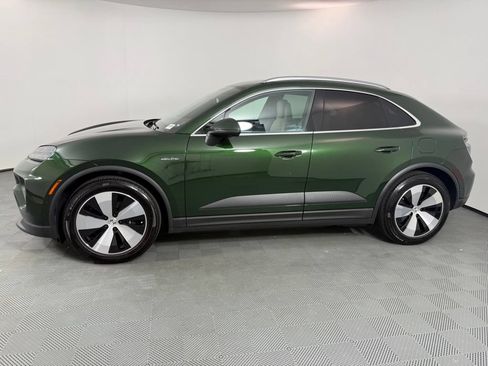 Certified 2025 Porsche Macan Electric RWD image 2