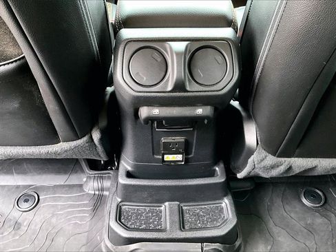 Certified 2023 Jeep Wrangler Sahara image 16