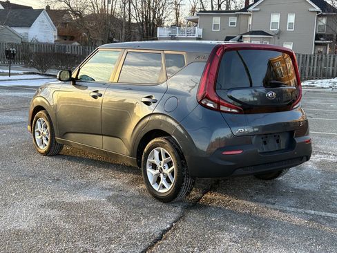 Used 2020 Kia Soul S image 13