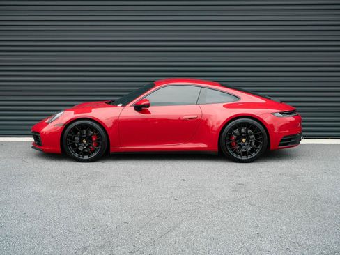 Used 2020 Porsche 911 Carrera 4S w/ Sport Package AWD/4WD image 2