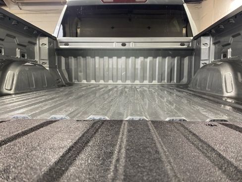 Used 2023 Chevrolet Silverado 1500 LT image 15