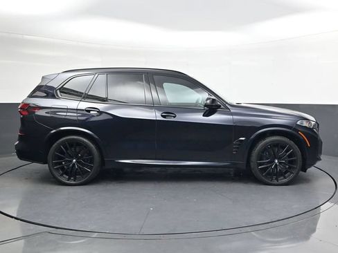 Used 2024 BMW X5 M60i AWD/4WD image 3