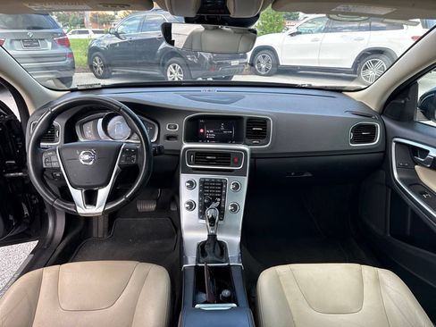 Used 2018 Volvo S60 T5 Inscription FWD image 13