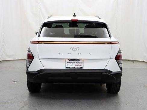 Used 2024 Hyundai Kona SEL w/ Convenience Package FWD image 6