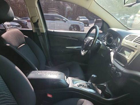 Used 2014 Dodge Journey American Value Package w/ Flexible Seating Group FWD image 10