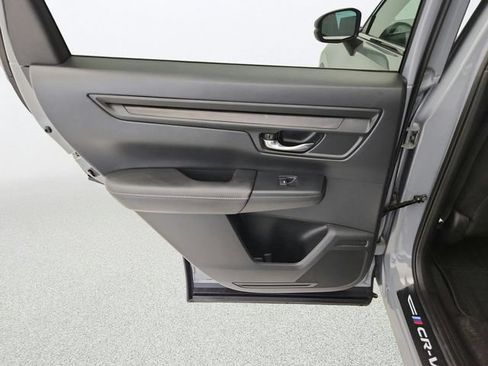 Used 2025 Honda CR-V Sport image 25