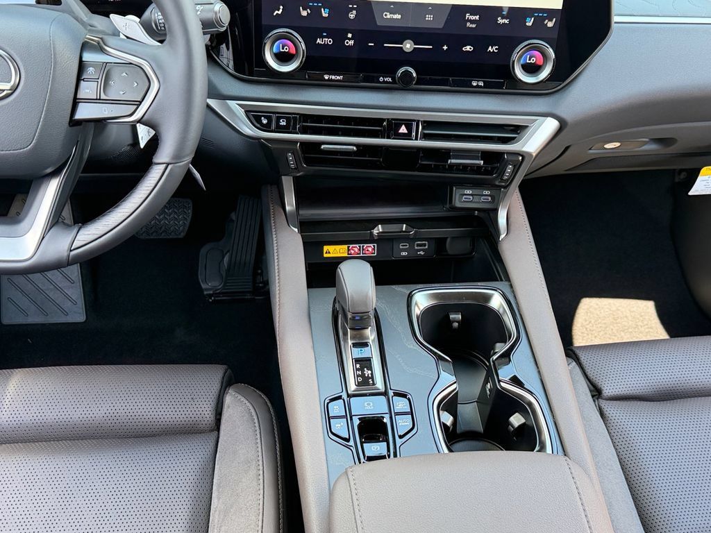 New 2026 Lexus RX 450h AWD w/ Convenience Package image 10