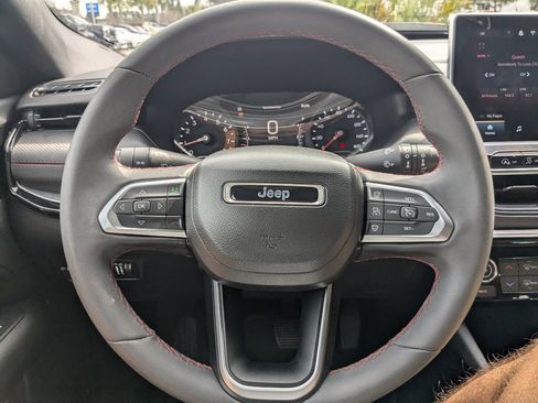 Used 2024 Jeep Compass Trailhawk image 26