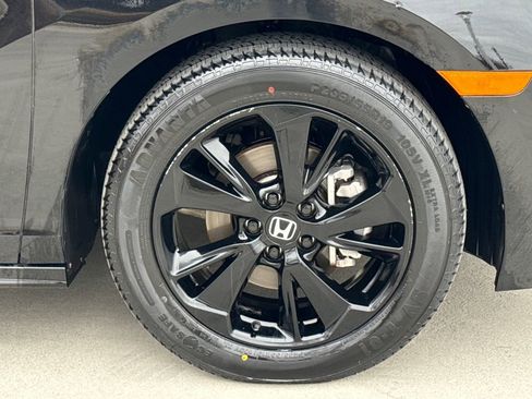 Used 2023 Honda Odyssey Sport image 11