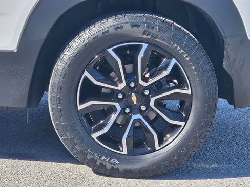 Used 2023 Chevrolet TrailBlazer ACTIV w/ Sun and Liftgate Package FWD image 30