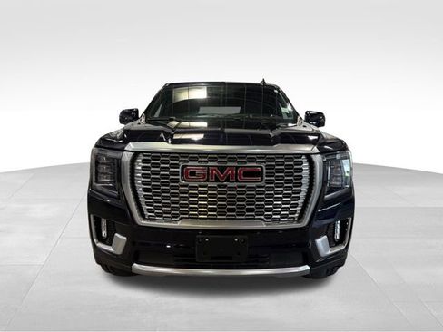 Used 2024 GMC Yukon Denali AWD/4WD image 2