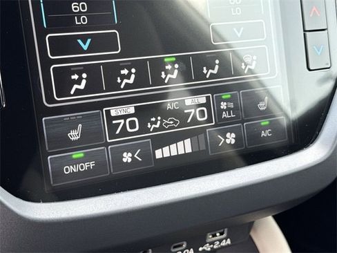 Used 2025 Subaru Forester Premium w/ Convenience Package #2 image 21