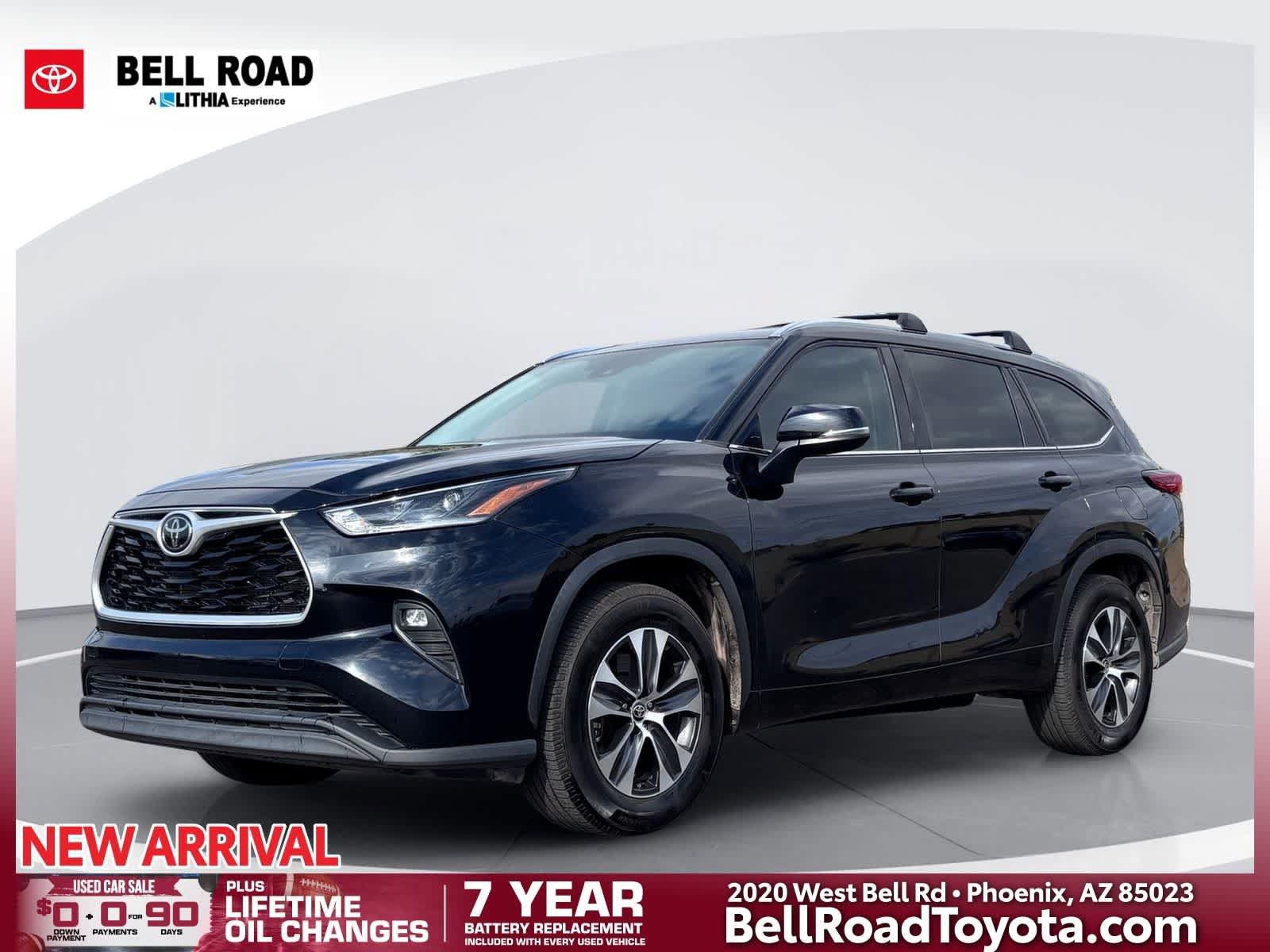 Used 2021 Toyota Highlander XLE FWD image 1