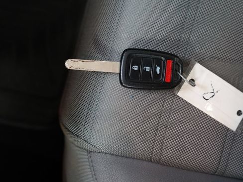 Used 2018 Honda CR-V LX image 36