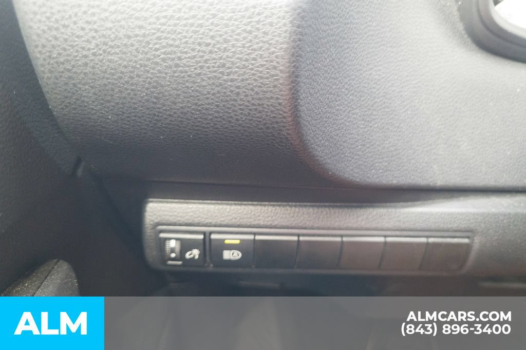 Used 2024 Toyota Corolla LE FWD image 32
