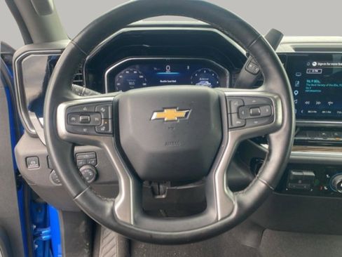 Used 2025 Chevrolet Silverado 1500 LT image 18