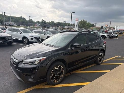 Used 2021 Subaru Crosstrek 2.5i Limited w/ Popular Package #2 AWD/4WD image 2