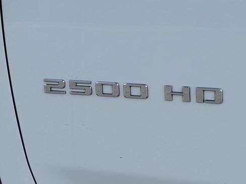 Used 2020 Chevrolet Silverado 2500 LTZ w/ LTZ Plus Package AWD/4WD image 14