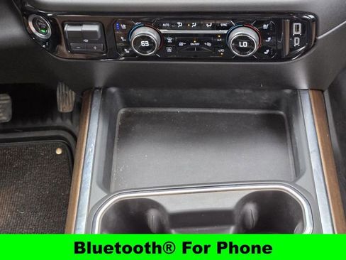 Used 2024 Chevrolet Silverado 2500 High Country w/ Z71 Off-Road Package image 17