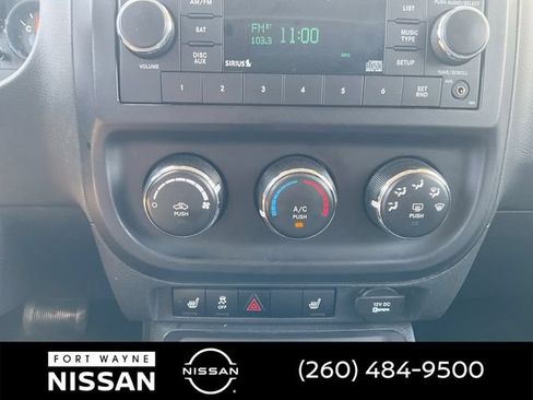 Used 2016 Jeep Patriot High Altitude AWD/4WD image 17