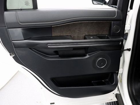 Used 2020 Ford Expedition Limited w/ Special Edition Package image 28