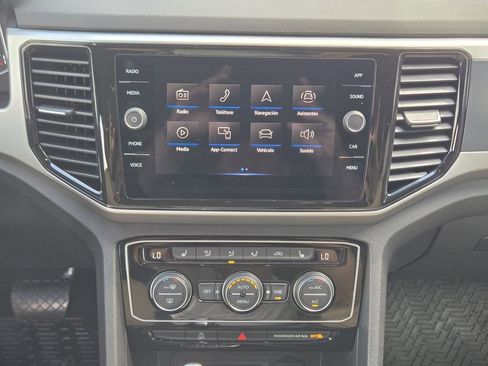 Used 2023 Volkswagen Atlas Cross Sport SE w/ Panoramic Sunroof Package FWD image 23