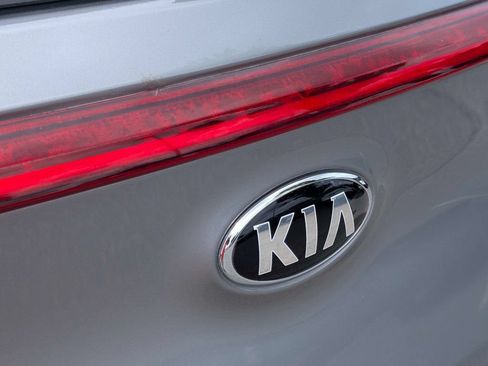 Used 2021 Kia Sportage LX FWD image 11