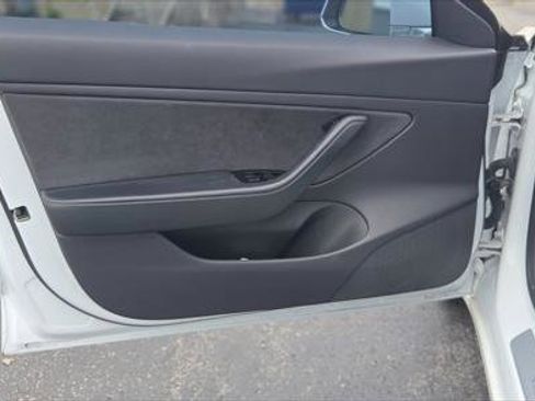 Used 2019 Tesla Model 3 Long Range RWD image 14
