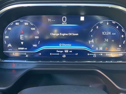 Used 2022 Chevrolet Tahoe Z71 w/ Off-Road Capability Package image 21