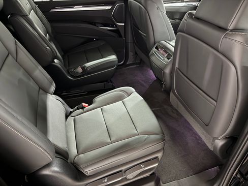 New 2025 Cadillac Escalade ESV Luxury image 50