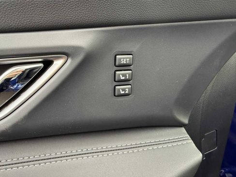 New 2026 Subaru Ascent Limited image 5