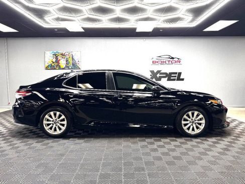 Used 2019 Toyota Camry LE w/ Carpet Mat Package image 16