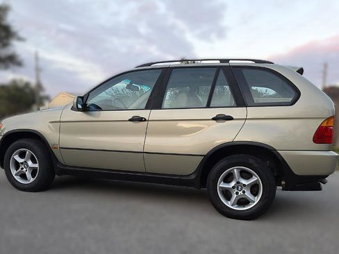 Used 2003 BMW X5 3.0i image 8