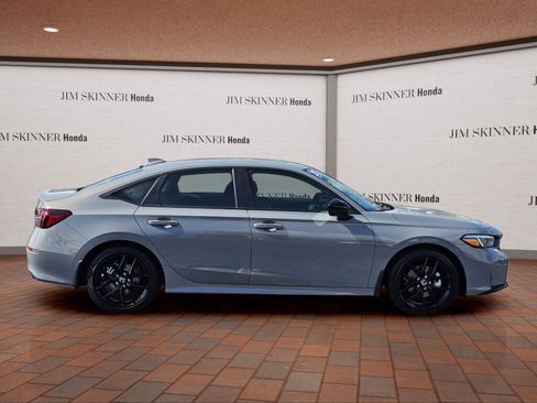 Used 2025 Honda Civic Sport image 7