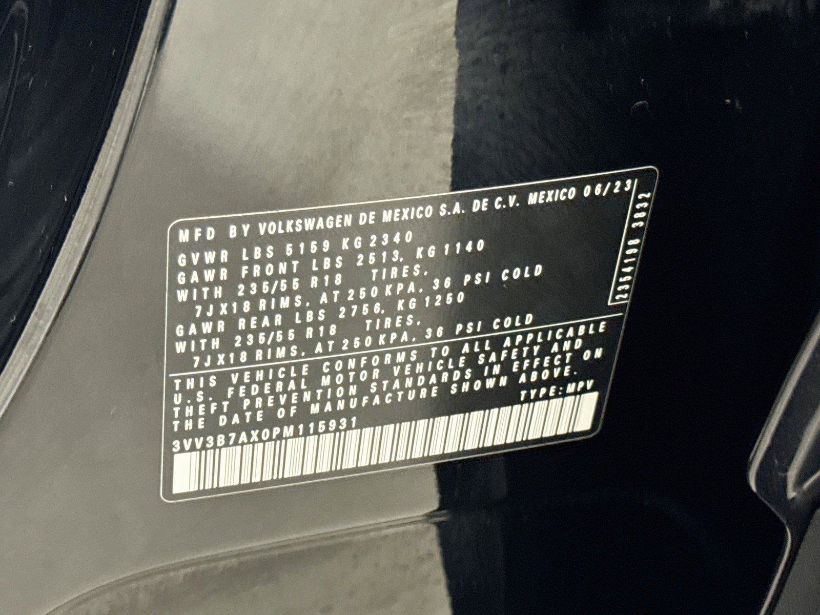Used 2023 Volkswagen Tiguan SE FWD image 30