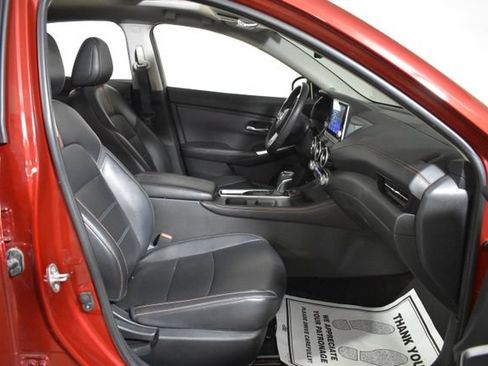 Used 2023 Nissan Sentra SR w/ SR Premium Package FWD image 34