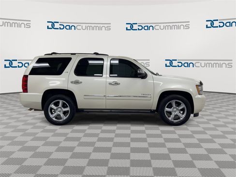 Used 2011 Chevrolet Tahoe LTZ image 9