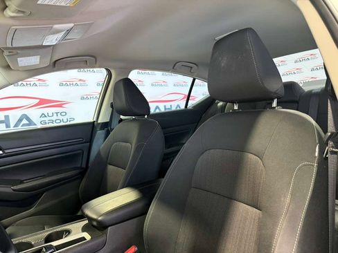 Used 2025 Nissan Altima 2.5 SV image 48