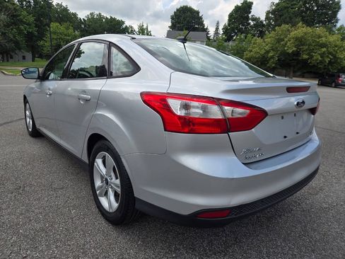 Used 2014 Ford Focus SE FWD image 5