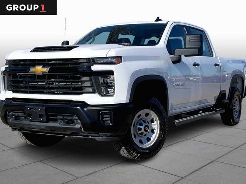 Used 2025 Chevrolet Silverado 2500 W/T image 1