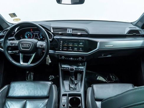 Used 2023 Audi Q3 2.0T Premium w/ Black Optic Sport Package image 20